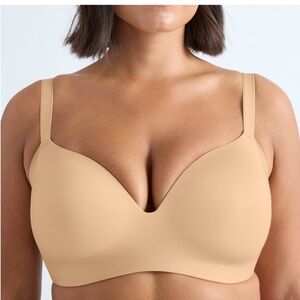 NWT Knix WingWoman Tan Bra Size 38C